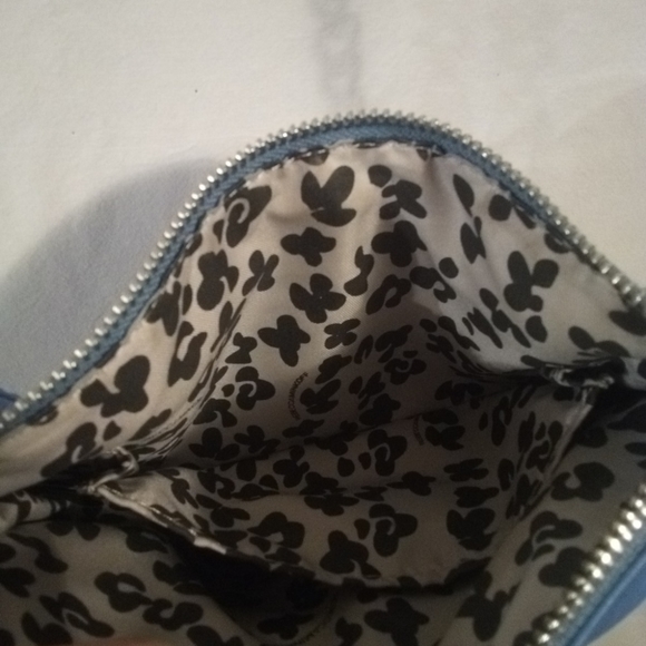 Rebecca Minkoff Baby Blue Periwinkle Avery Crossbody Bag - Picture 13 of 16